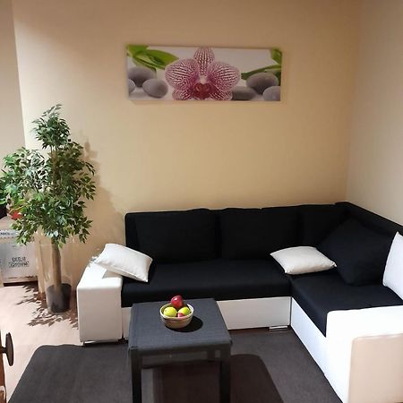 Cute,Cosy,Comfortable Studio In The Heart Of Antwerpen Apartment Luaran gambar